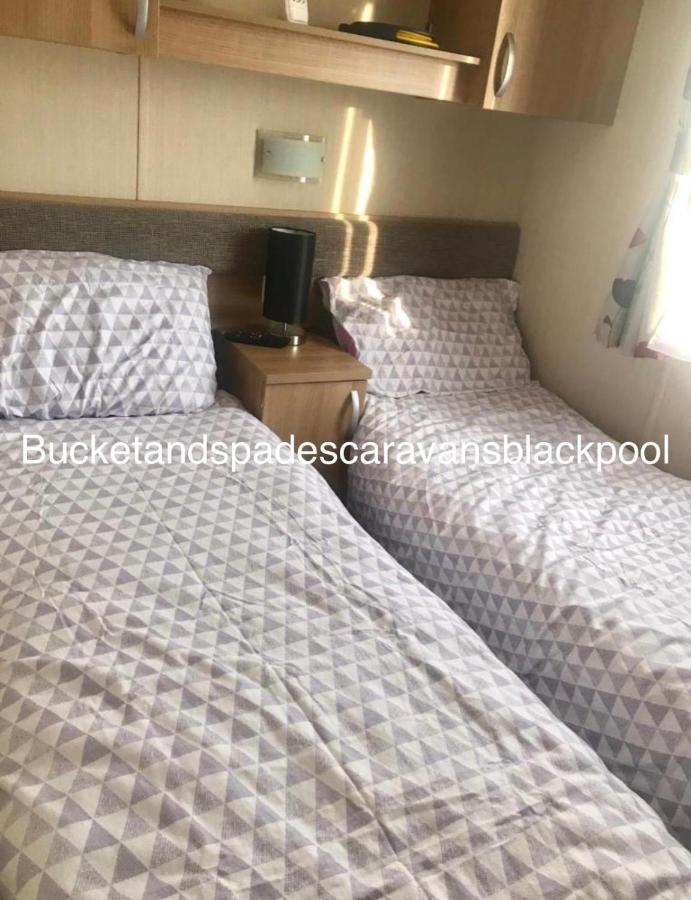 Blackpool Caravans Marton Mere Exterior foto